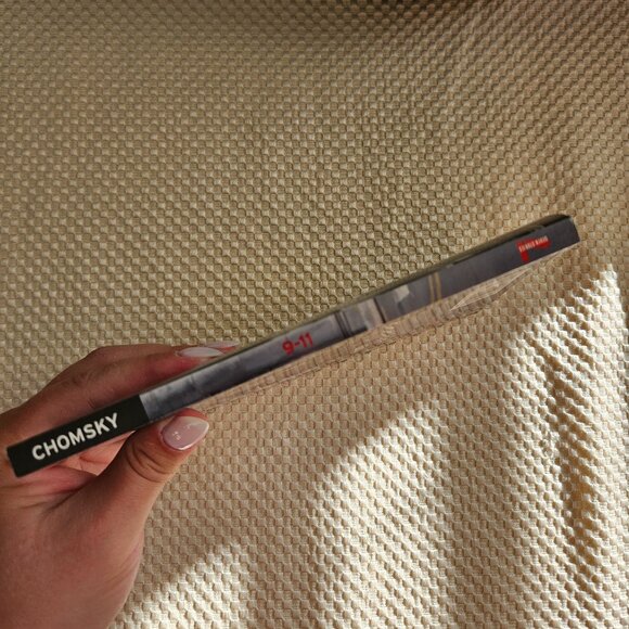 4/$25 Noam Chomsky - 911 - Paperback - Picture 3 of 5